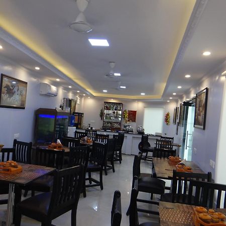 Angel Residency Hotel Greater Noida Buitenkant foto