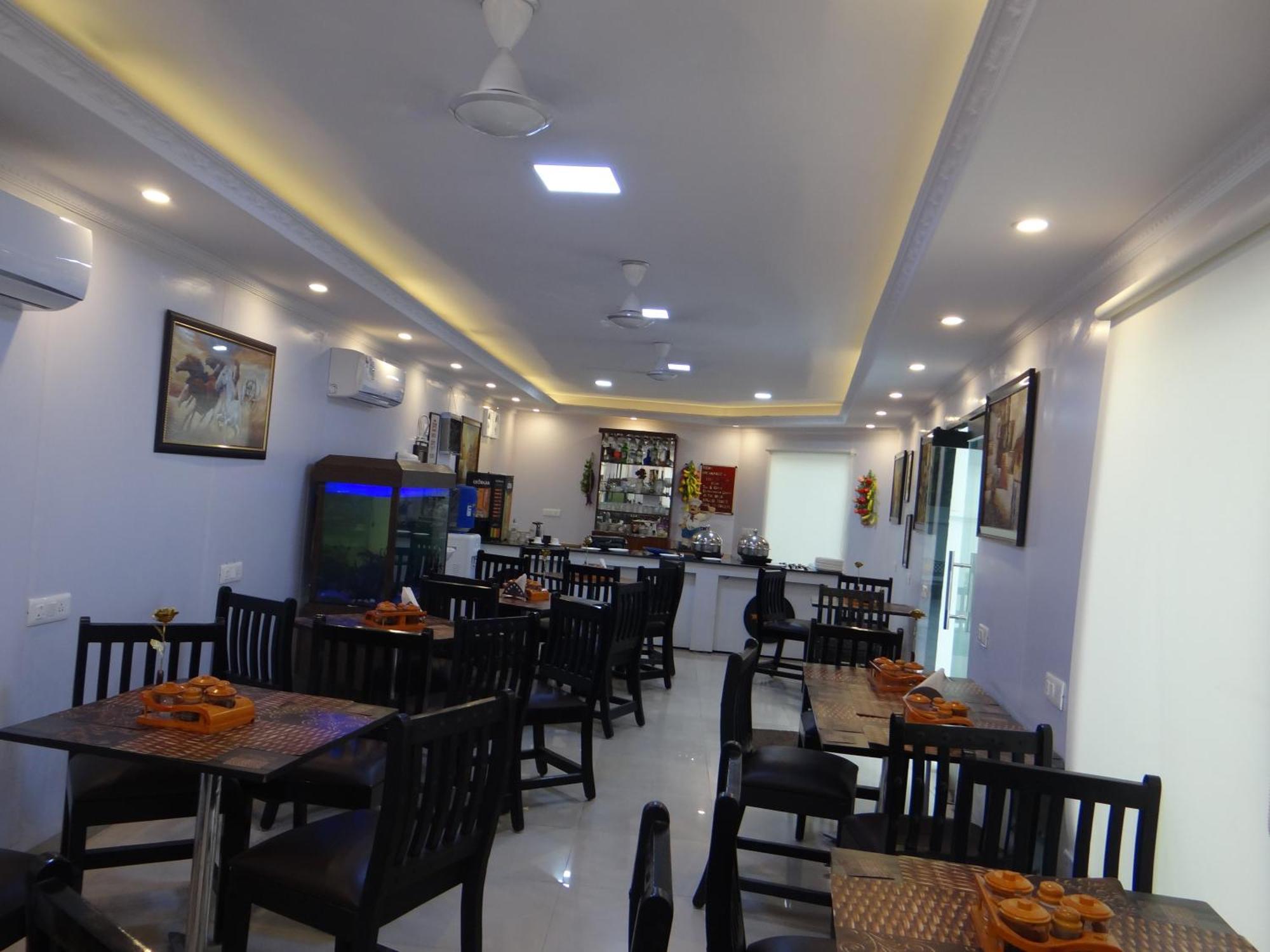 Angel Residency Hotel Greater Noida Buitenkant foto