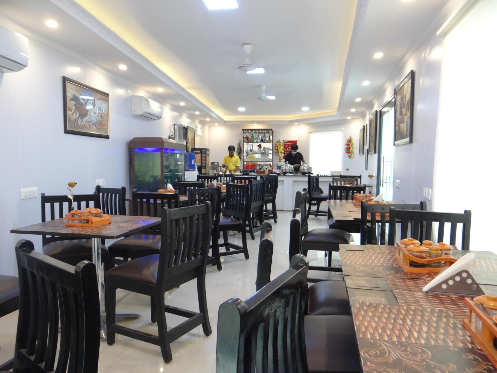 Angel Residency Hotel Greater Noida Buitenkant foto