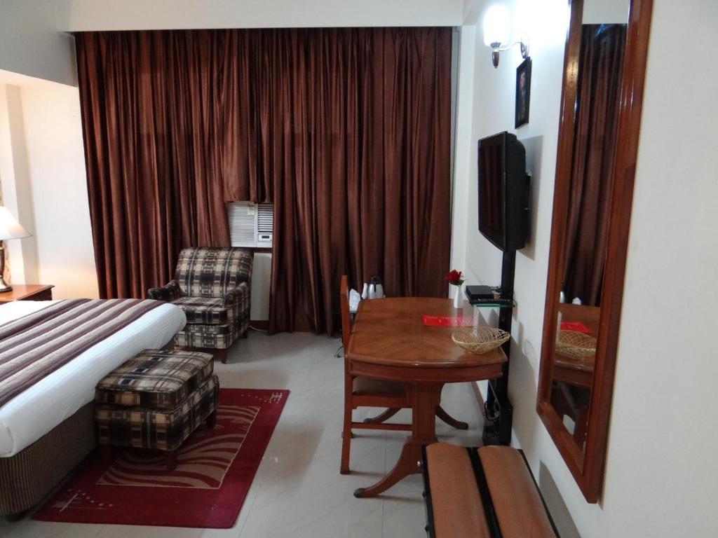 Angel Residency Hotel Greater Noida Buitenkant foto