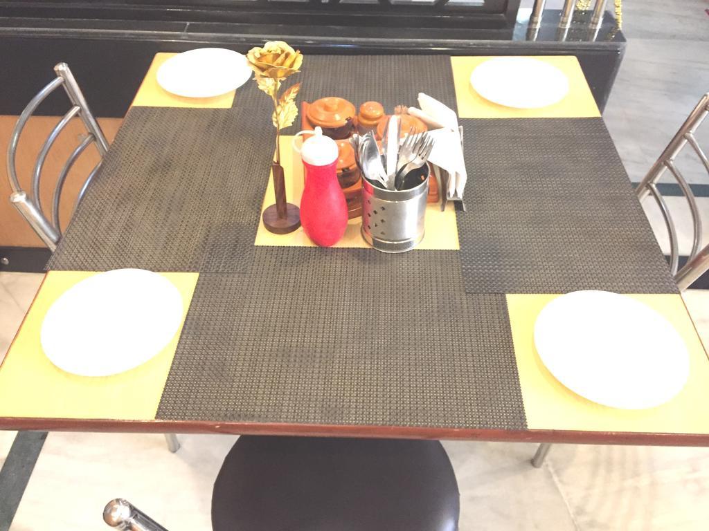 Angel Residency Hotel Greater Noida Buitenkant foto