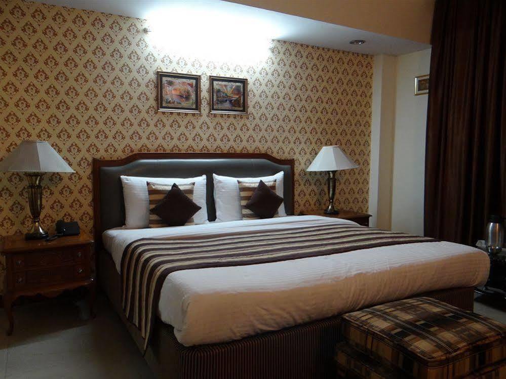 Angel Residency Hotel Greater Noida Buitenkant foto